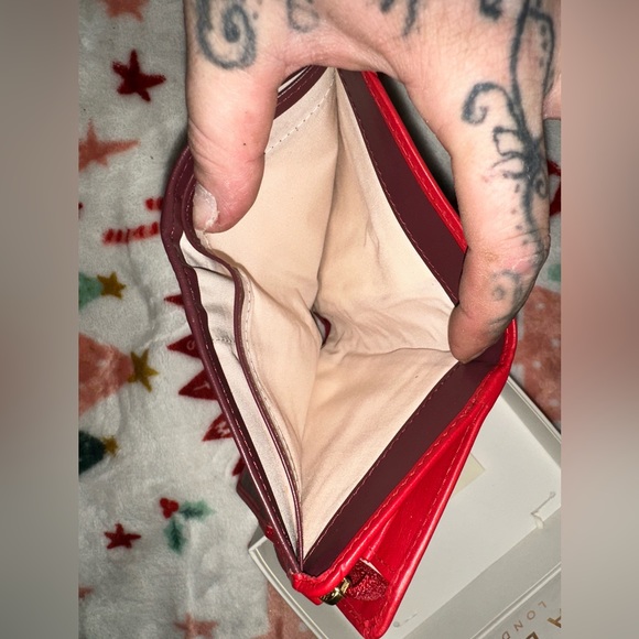 Great for a Gift π Radley London Red Wallet w/ Dog on it. NWT & comes w/ box. - Picture 7 of 14